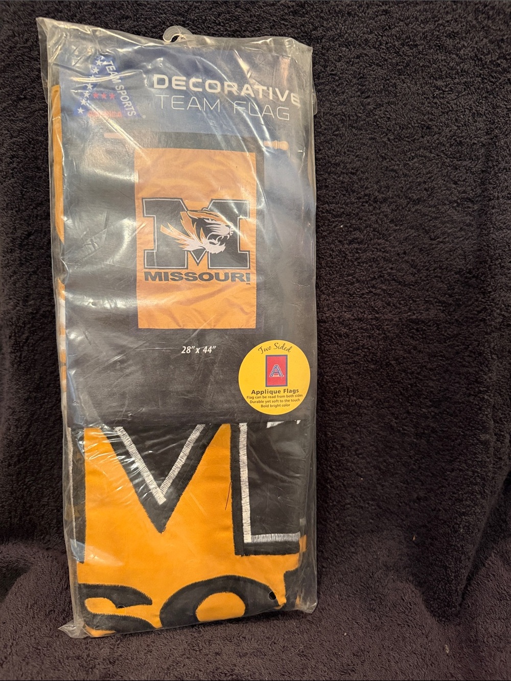 NCAA Missouri Decorative Team Flag - Black, Gold